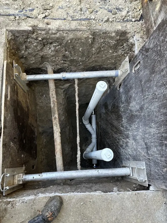 Experienced plumber completing Drain Cleaning work in Shenandoah
